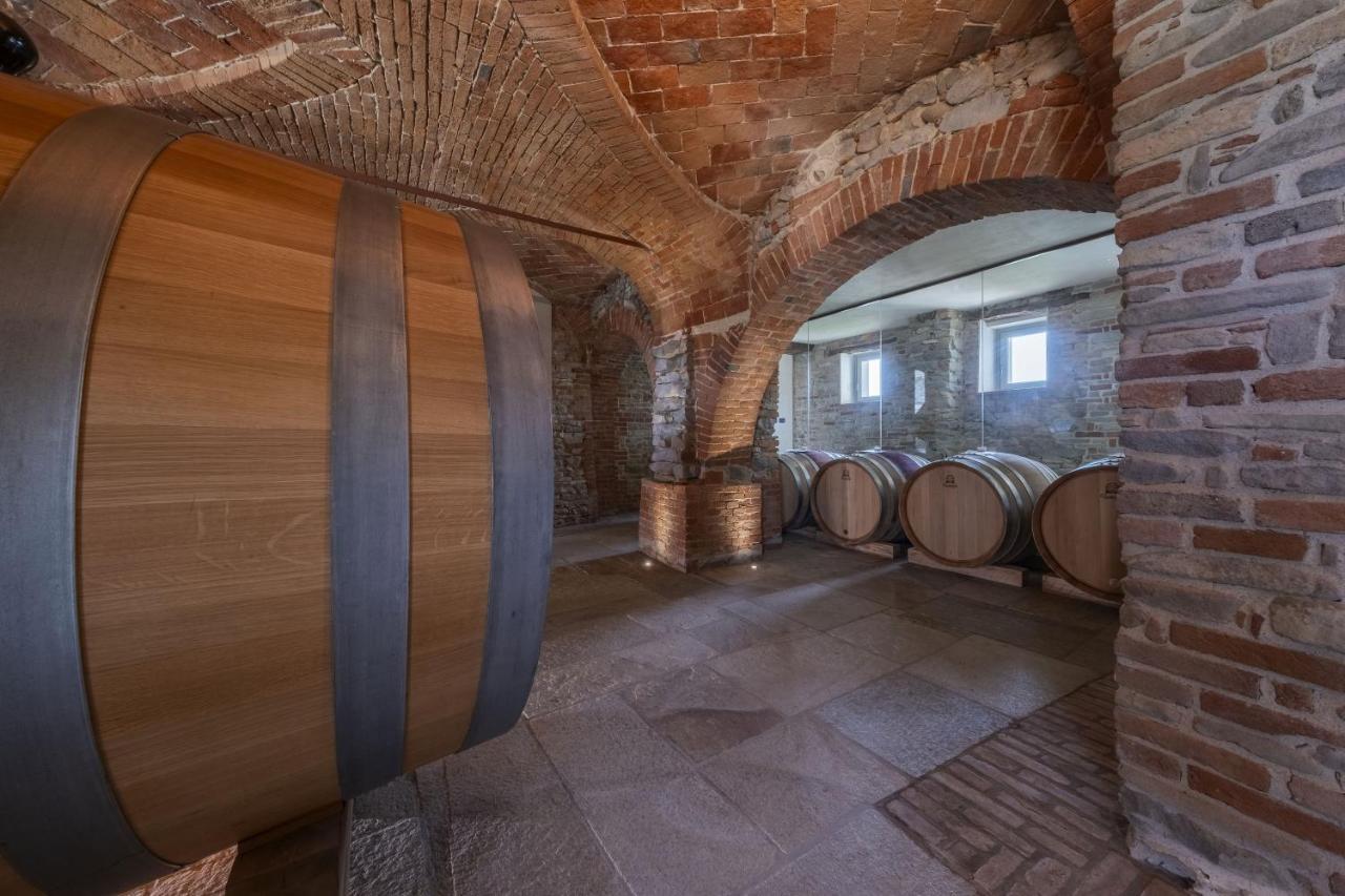 Tenuta Bussia - Wine Relais & Spa Monforte dʼAlba Exterior foto